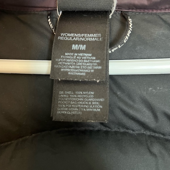 Like new north face puffer jacket - Picture 4 of 4